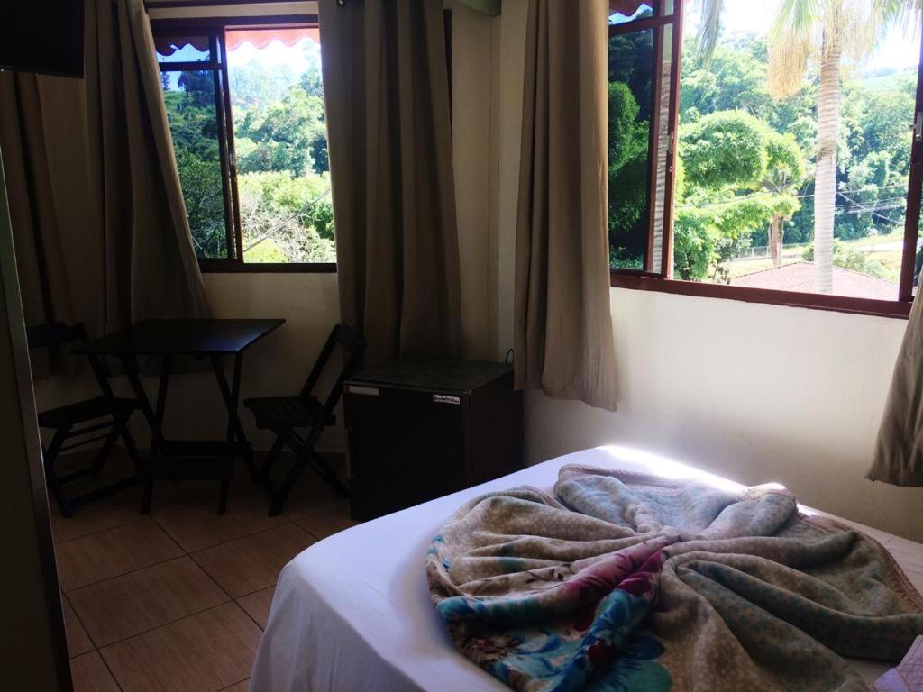Chale Da Montanha Hotel Serra Negra  Bagian luar foto